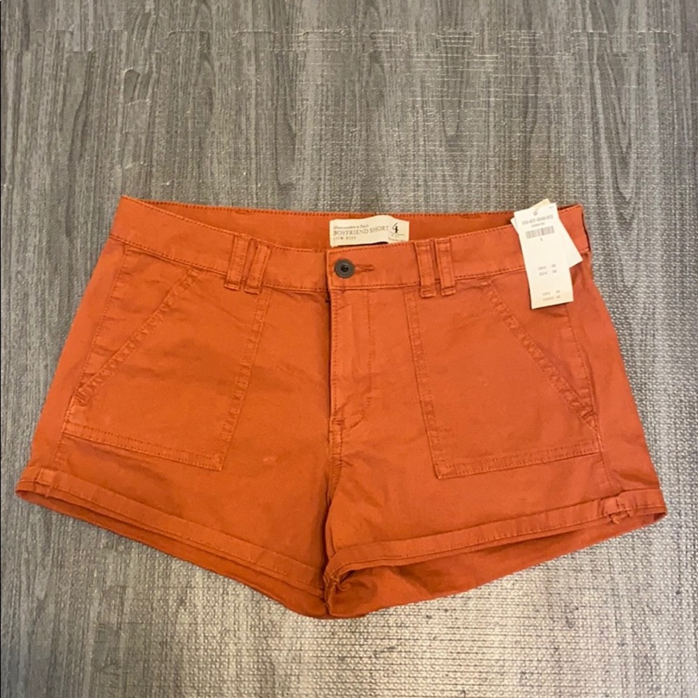 Abercrombie and Fitch low rise boyfriend shorts